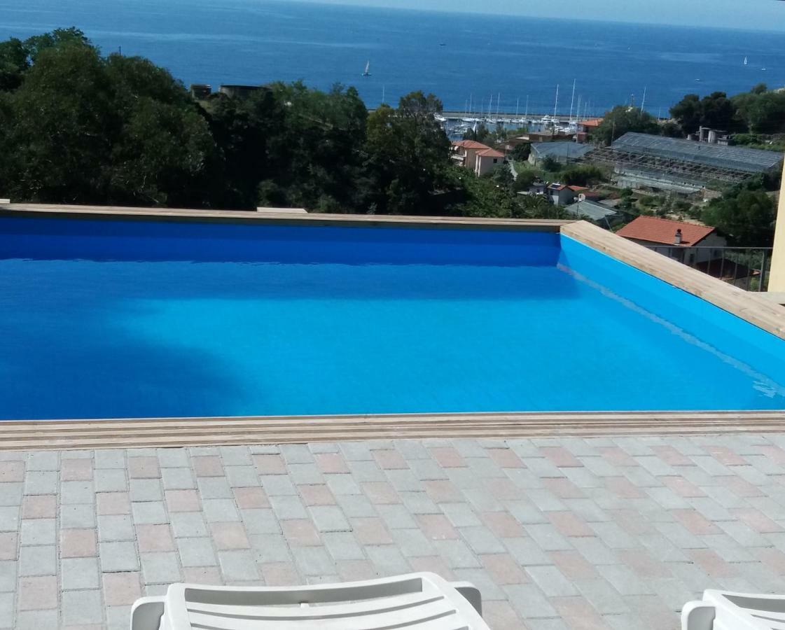 Villa Del Mare Ligure Elvezia Santo Stefano al Mare Ngoại thất bức ảnh