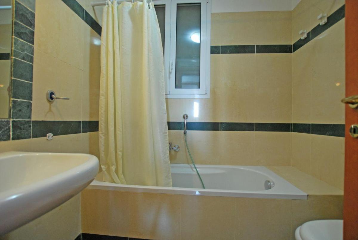 Villa Del Mare Ligure Elvezia Santo Stefano al Mare Ngoại thất bức ảnh